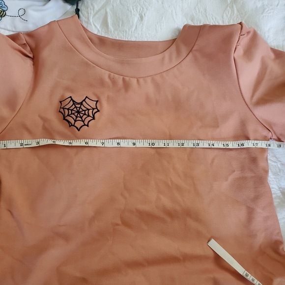 Women's Spiderweb Heart Top - Picture 4 of 4